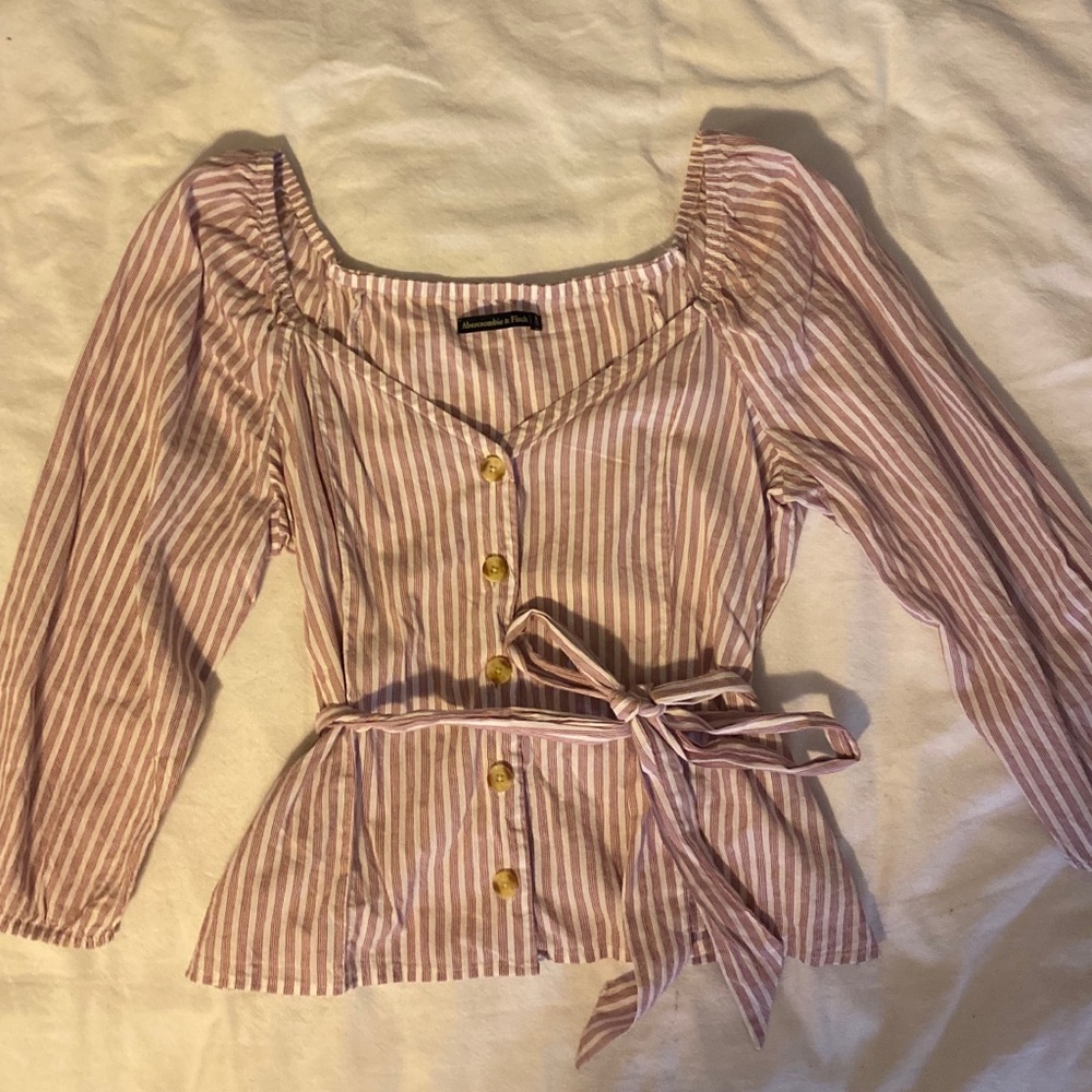 Abercrombie and Fitch tie-waist top
